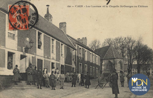 cl_01_128_Caen les casernes et la chaêlle St-Georges au château.jpg