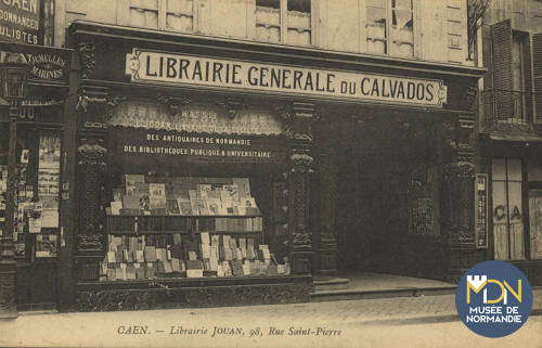 98 - Cl_04_253_CAEN- Librairie JOUAN, 98 Rue St-Pïerre.jpg