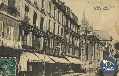 86-80 -1908- Cl_04_241_CAEN- Rue St-Pierre et Eglise St-Sauveur.jpg
