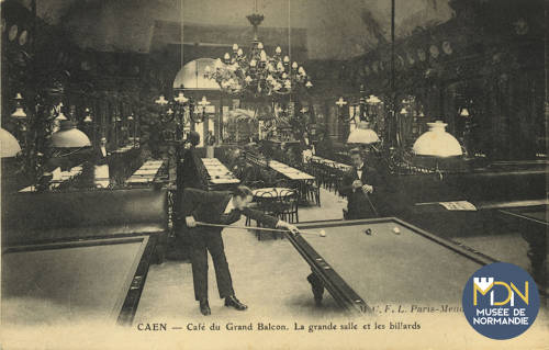 50 - Cl_04_248_CAEN- Café du Grand Balcon.jpg
