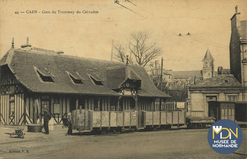 Cl_07_005_CAEN - Gare des Tramways du Calvados.jpg