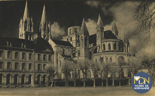 Cl_06_265_Caen-Lycée Malherbe-L'abside.jpg