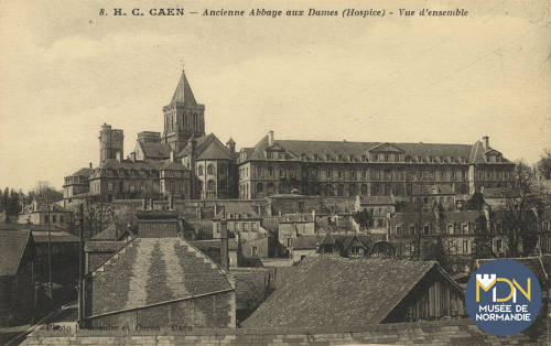 Cl_06_404_Caen-Ancienne abbaye aux dames (hospice)-Vue d'ensemble.jpg