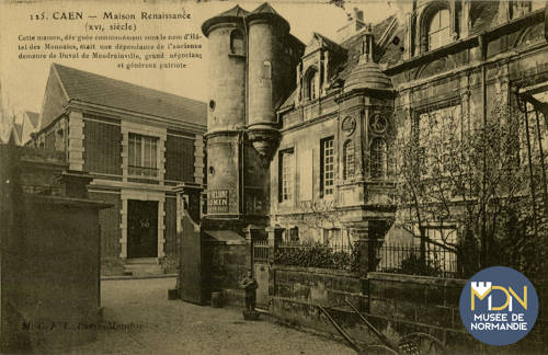 Cl_08_032_Caen_Maison Renaissance XVIè s._Hôtel des Monnaies.jpg