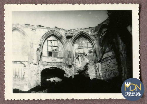 Eglise des Carmes en 1944_10_Intérieur des nefs_AM_Fonds Legrand_11Z_6.jpg