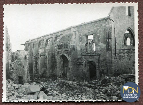 Eglise des Carmes en 1944_04_AM_Fonds Legrand_11Z_6.jpg